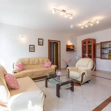 Apartment Katija